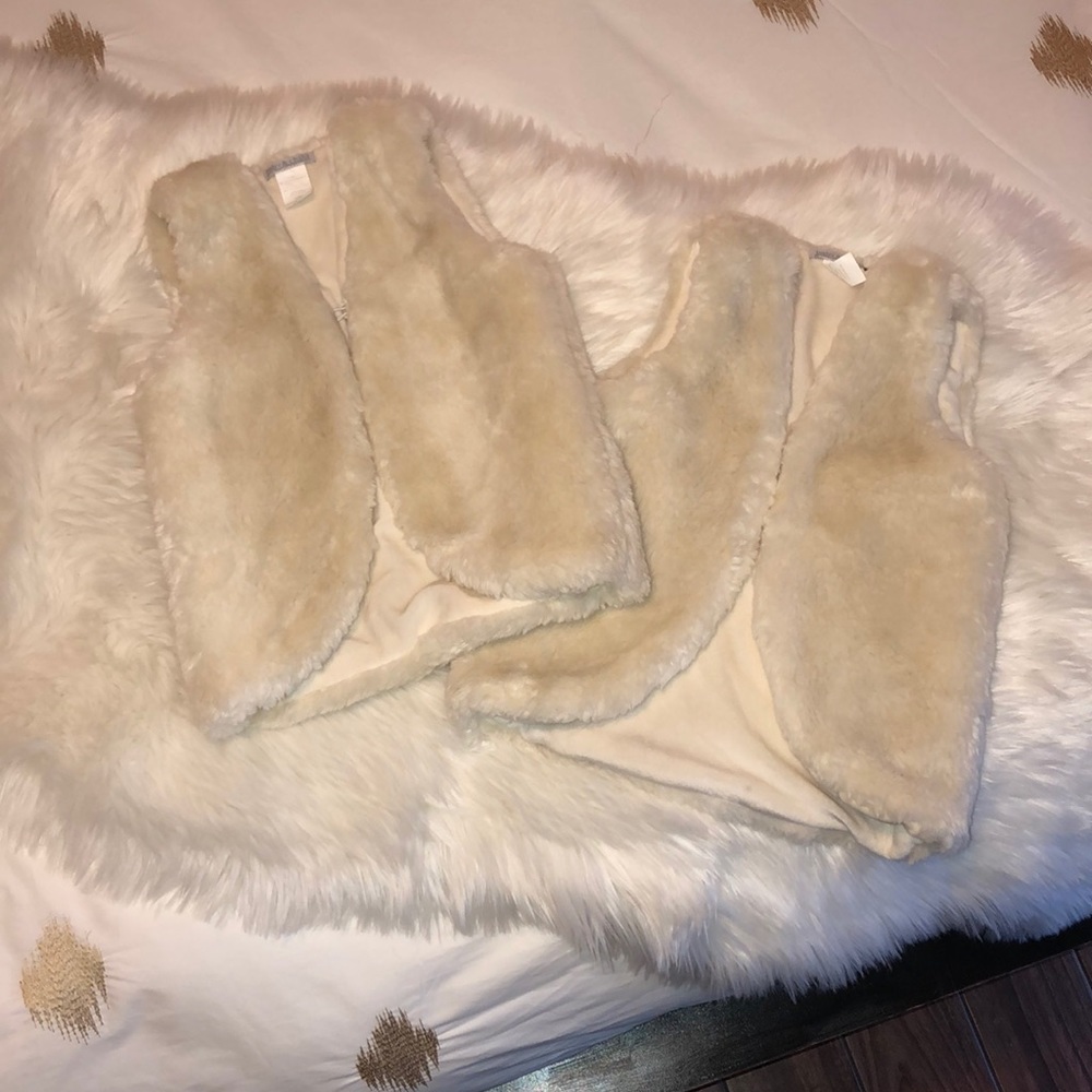 EUC Cozy Vest by Baby & Child - I have 2